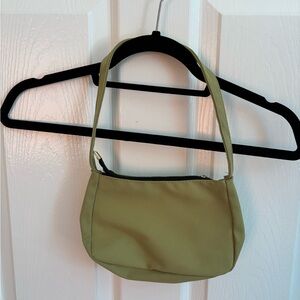green shoulder bag